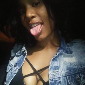 Meet your Posher, Jyllian